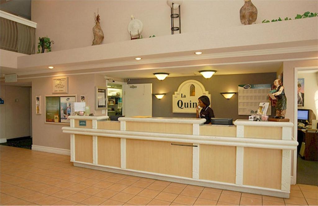 La Quinta By Wyndham Oklahoma City Airport Інтер'єр фото